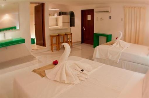фото отеля Tropical Casa Blanca Hotel Playa del Carmen