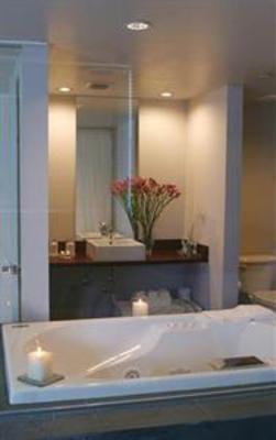 фото отеля The New Clinton Hotel & Spa Miami