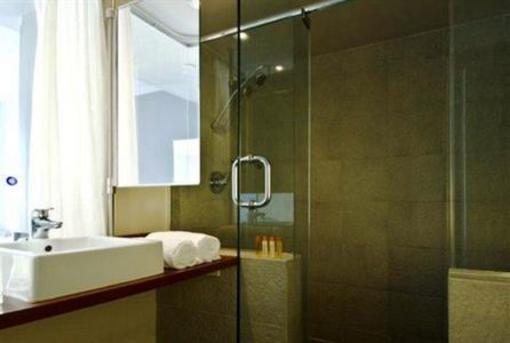 фото отеля The New Clinton Hotel & Spa Miami