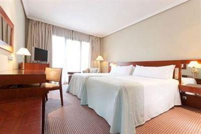фото отеля Tryp Alameda Aeropuerto