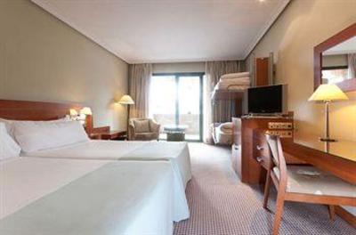 фото отеля Tryp Alameda Aeropuerto