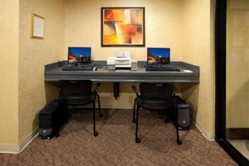 фото отеля Crowne Plaza Austin