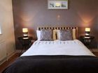 фото отеля Great Victoria Street Apartments Belfast