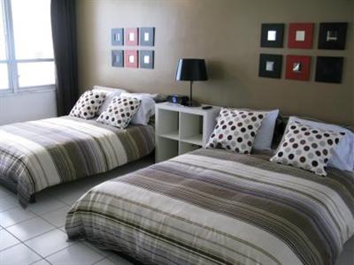 фото отеля Deluxe Suites at Castle Beach Miami Beach