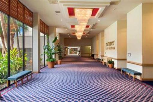 фото отеля DoubleTree by Hilton Houston Hobby Airport