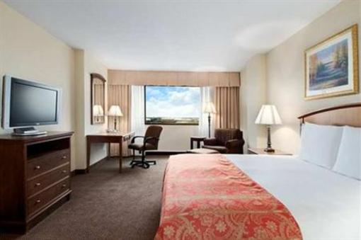 фото отеля DoubleTree by Hilton Houston Hobby Airport