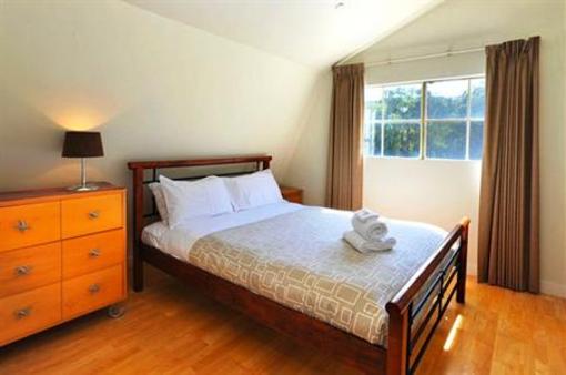 фото отеля Healesville Garden Barn Accommodation Melbourne