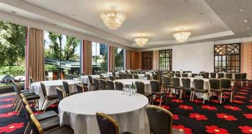 фото отеля Hilton Amsterdam