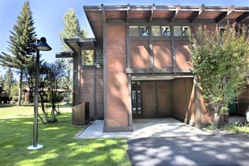 фото отеля Tahoe Tavern Vacation Rentals Tahoe City