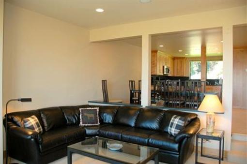 фото отеля Tahoe Tavern Vacation Rentals Tahoe City