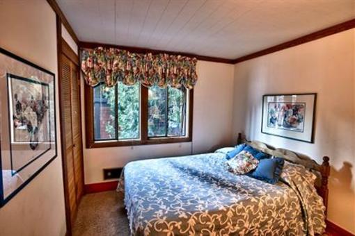 фото отеля Tahoe Tavern Vacation Rentals Tahoe City