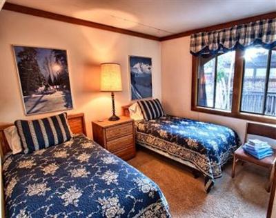 фото отеля Tahoe Tavern Vacation Rentals Tahoe City
