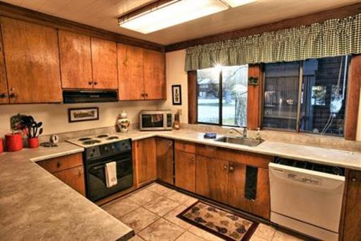 фото отеля Tahoe Tavern Vacation Rentals Tahoe City