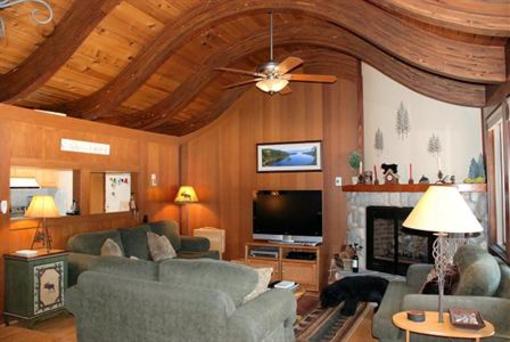 фото отеля Tahoe Tavern Vacation Rentals Tahoe City