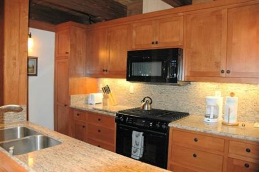 фото отеля Tahoe Tavern Vacation Rentals Tahoe City