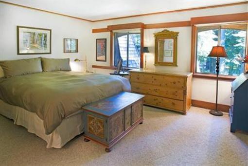 фото отеля Tahoe Tavern Vacation Rentals Tahoe City