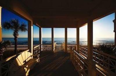 фото отеля Carillon Beach Resort Inn