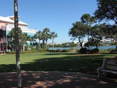 фото отеля Carillon Beach Resort Inn