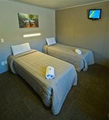 фото отеля Base Backpackers Wanaka