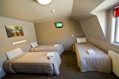фото отеля Base Backpackers Wanaka