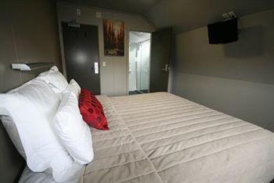 фото отеля Base Backpackers Wanaka