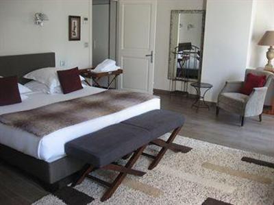 фото отеля Le Prieure Hotel Villeneuve-les-Avignon
