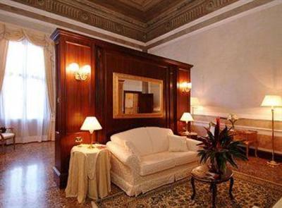 фото отеля Hotel Ca' Vendramin di Santa Fosca