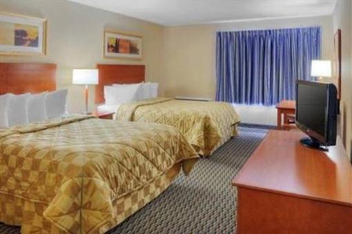 фото отеля Comfort Inn Brandon City