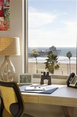 фото отеля Shorebreak Hotel, a Joie de Vivre Hotel