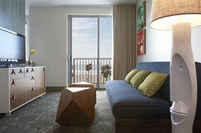 фото отеля Shorebreak Hotel, a Joie de Vivre Hotel