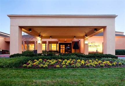фото отеля Courtyard Rockville