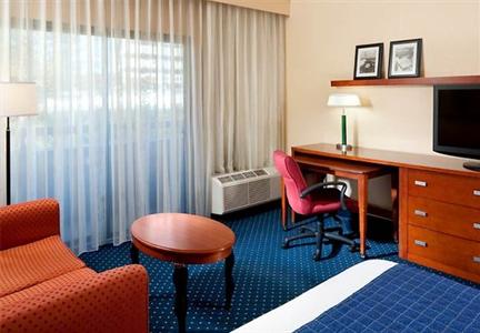 фото отеля Courtyard Rockville