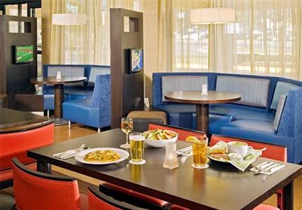 фото отеля Courtyard Rockville
