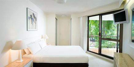 фото отеля Ocean Breeze Resort