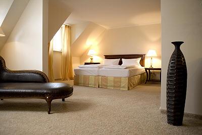 фото отеля Hotel Schloss Reinach