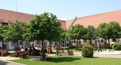 фото отеля Hotel Schloss Reinach