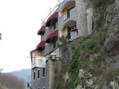 фото отеля Ontani Hotel Tramonti