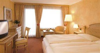 фото отеля Silvretta Parkhotel Klosters