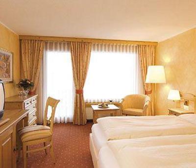 фото отеля Silvretta Parkhotel Klosters