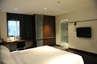 фото отеля S33 Compact Sukhumvit Hotel