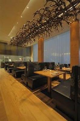 фото отеля Radisson Blu Hotel Zurich Airport
