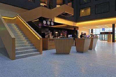 фото отеля Radisson Blu Hotel Zurich Airport