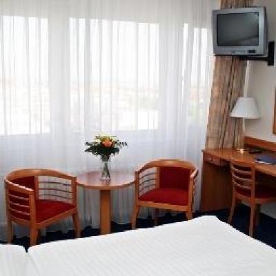 фото отеля Ilf Hotel