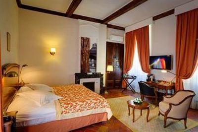 фото отеля Relais & Chateaux Relais Royal
