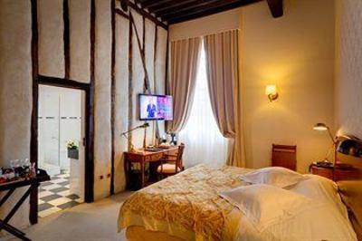 фото отеля Relais & Chateaux Relais Royal