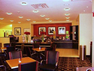 фото отеля Hampton Inn & Suites Herndon-Reston