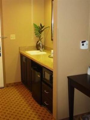 фото отеля Hampton Inn & Suites Herndon-Reston