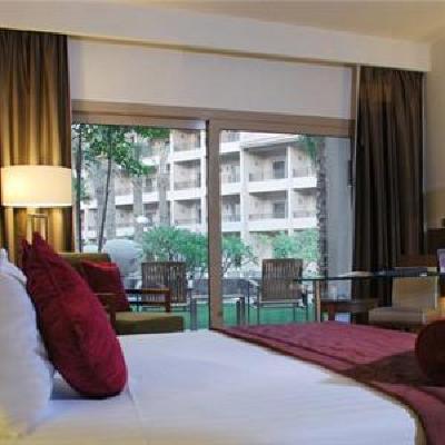 фото отеля Dusit Thani LakeView Cairo