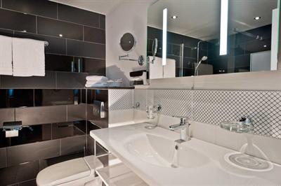 фото отеля Grand City Hotel Duisburger Hof