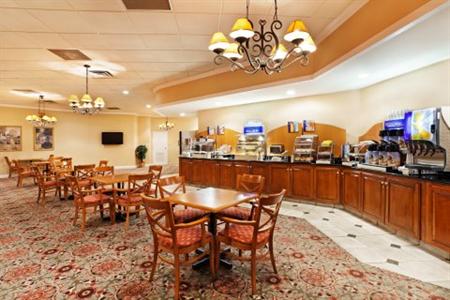 фото отеля Holiday Inn Express in Wilkesboro